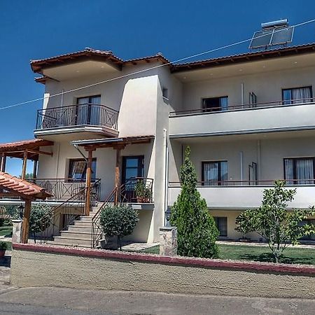 Guesthouse Evi Maria Ángisztro Kültér fotó